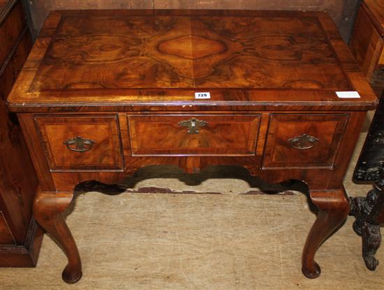 18th century style walnut low boy(-)